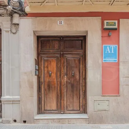 Intimate In The Heart Of By Rems Apartamento